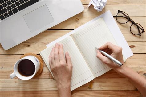 tips membuat jadwal menulis  efektif blog buku