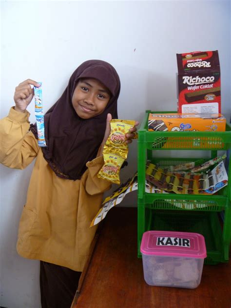 guruhebat: TOCIL KEJUJURAN KELAS 4 NABI AYYUB (Menjadi Pembeli dan ...