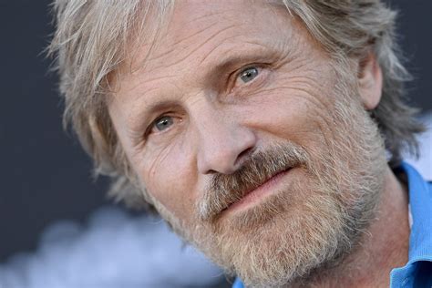 exploring viggo mortensens relationship status