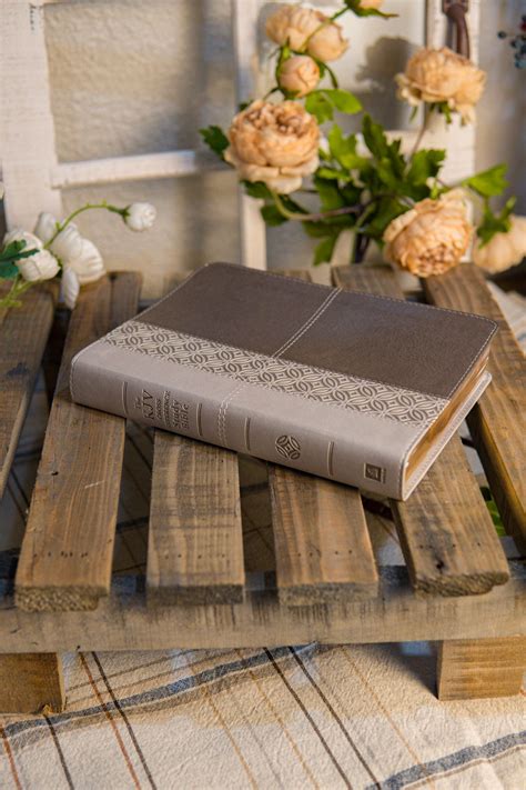 KJV Grey Study Bible – Jonesmann