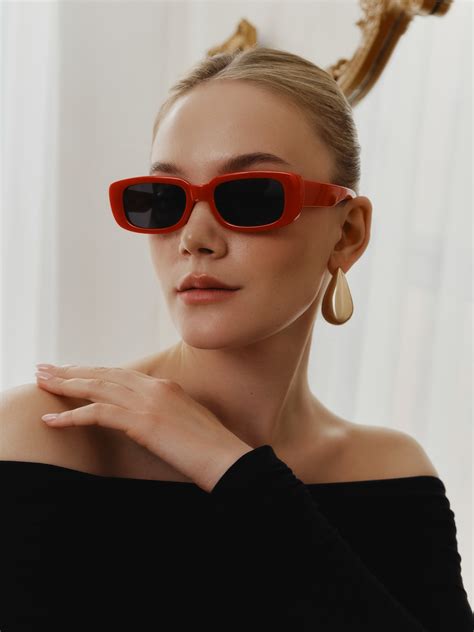 Солнцезащитные очки с крупными линзами :: LICHI - Online fashion store