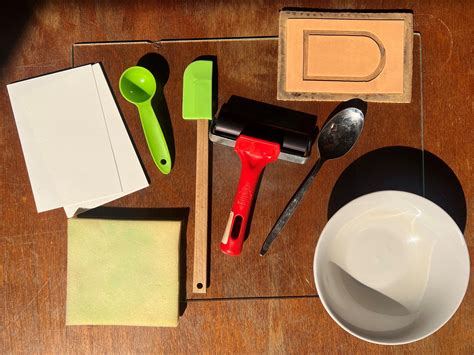 Making ink & block printing with earth — He Kapunga Oneone