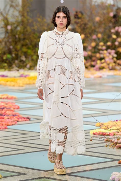 Ulla Johnson Fashion Show 2024 - Ibbie Laverne