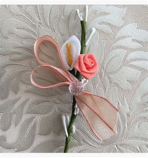pin  rozi  flori nunta wedding band accessories