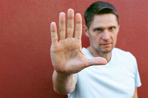 ¿Se puede renunciar a la herencia antes del fallecimiento? | Herencias.es