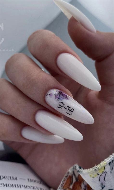 Идея маникюра с надписями | Gel nails, Sassy nails, Glamour nails