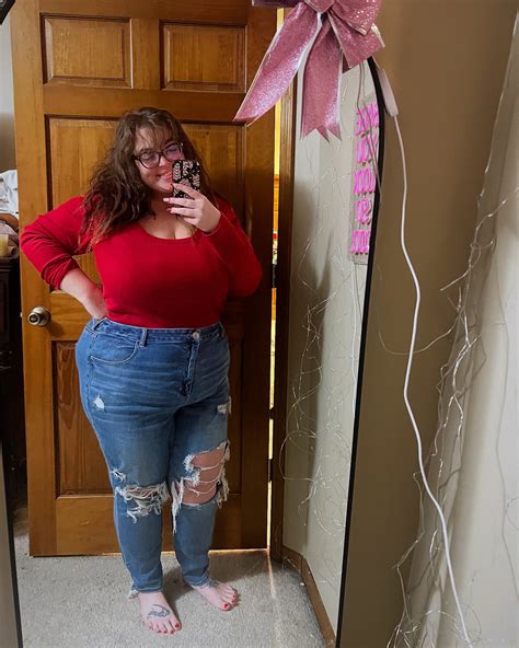 Natalie, confidence advocate (@nataliesplussizelife) • Instagram photos