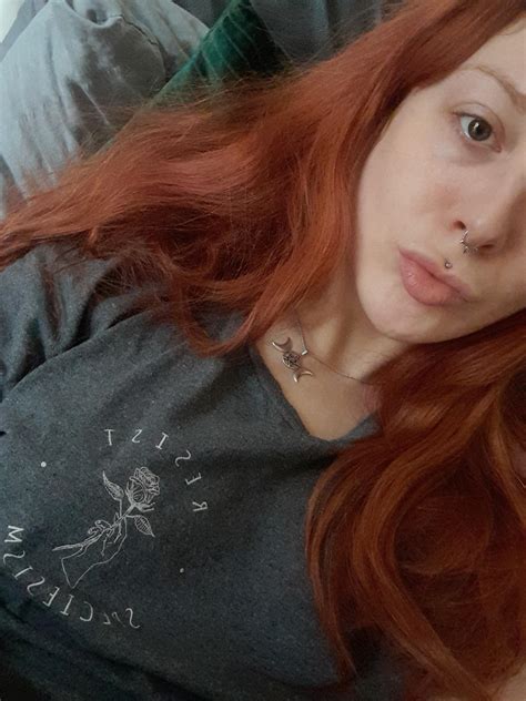 318 best Redhead Selfie images on Pholder | SFW Redheads, Redhead