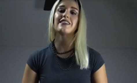 Violet Moreau Biography ~ Violet Moreau Wikipedia 2020