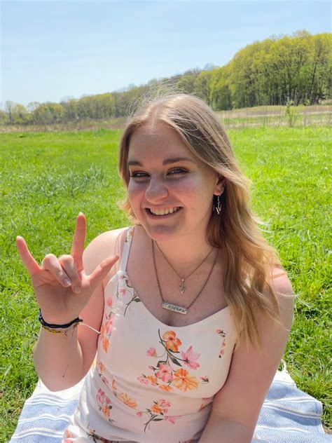 Cochlear implants help woman be part of both Deaf and hearing communities