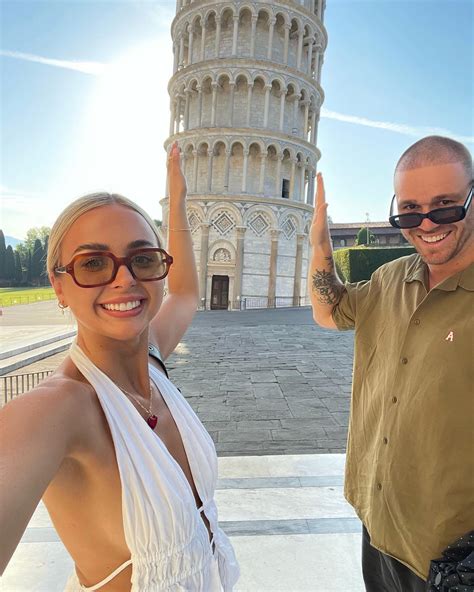 Gabby Goessling | We FaceTimed like everyone on our contact list doing