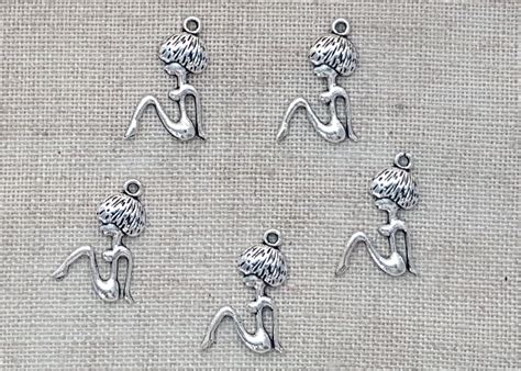 Nude Woman Charms x 5. Woman Charms. Lady Charms. Female Form | Etsy