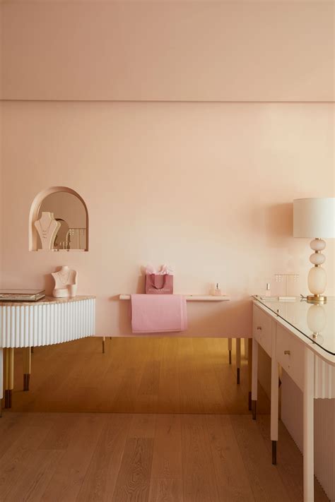 Store locations – Molten Store