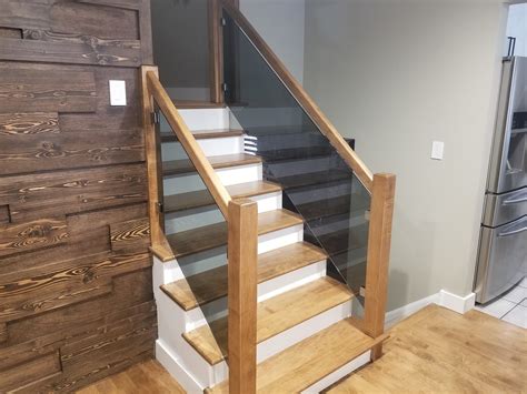 KM Glass & Mirror LLC