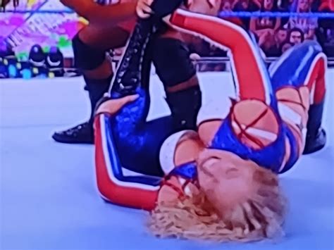 WWE NXT 2.0: Nikkita Lyons Possibly Suffered Major Wardrobe Malfunction