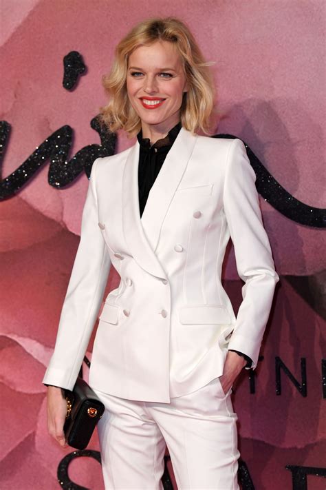 Eva Herzigova – The Fashion Awards 2016 in London, UK • CelebMafia