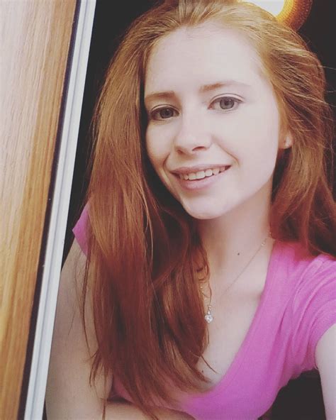 Beautiful Females: Anastasiya Savicheva