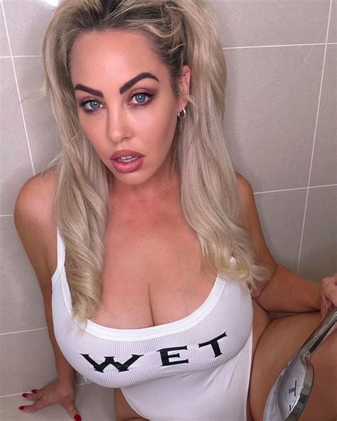 EVIE LEANA (@evieleana1_) • Instagram photos and videos