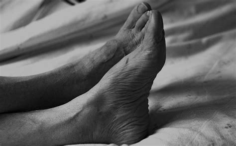 Mature Feet Photos, Download The BEST Free Mature Feet Stock Photos
