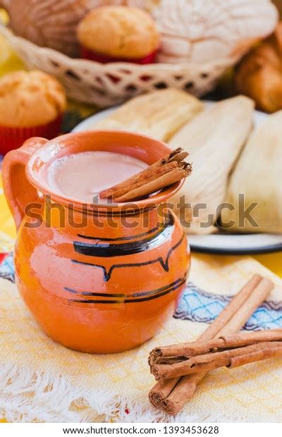 Atole De Chocolate Mexican Traditional Beverage Stock Photo 1393453628 ...