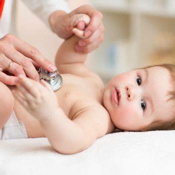 Baby Hives: Causes, Symptoms & Treatments - Mustela USA