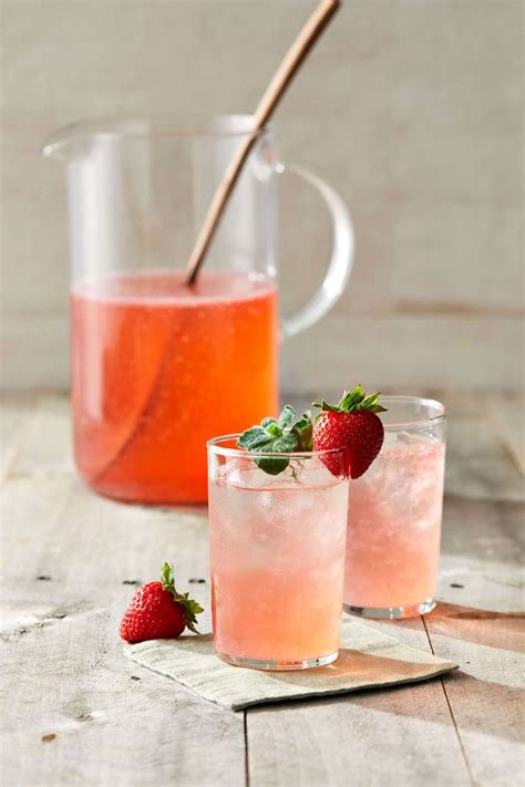 30 Best Mocktail Recipes That Everyone Can Enjoy