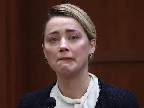 Amber Heard says Johnny Depp’s jealousy made her give up film roles