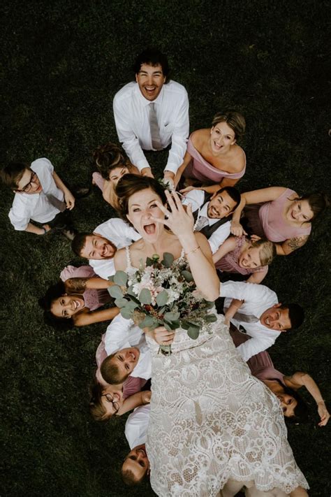 Image by Katie Holl - Most wedding photographers have a love-hate