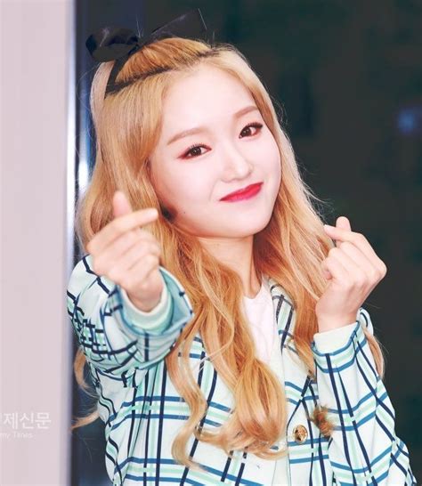 gowon pics!🕊 on Twitter