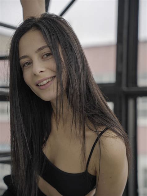 Polina Vasylyna | Schauspielerin, Comedian, Synchronschauspielerin