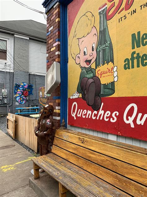 Little's Food Store - Home