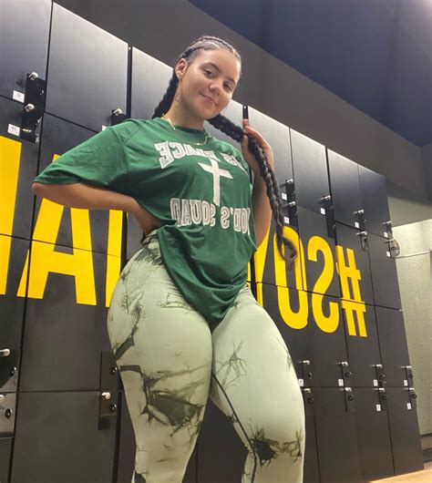 LOVERLLY CHANEL NUÑEZ PEREZ | Porque nada trajimos a este mundo, y nada