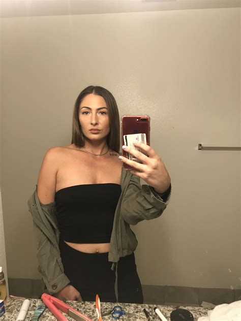 Britni - Live Talent