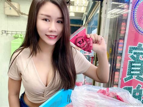 超正檳榔西施火辣叫賣 盧小客人問「能舔腳趾嗎」..她決定重拾課本！ | ETtoday社會新聞 | ETtoday新聞雲