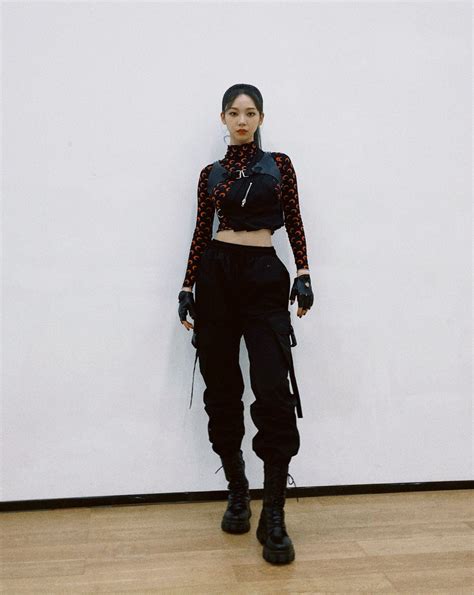 /Karina/#250202 | Fullsize Image (1629x2048) - Asiachan