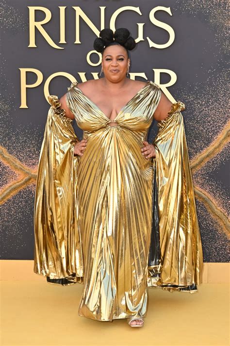 Sophia Nomvete Style, Clothes, Outfits and Fashion • CelebMafia