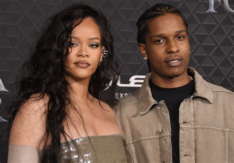 Rihanna et Asap Rocky présentent leur fils dans une adorable vidéo