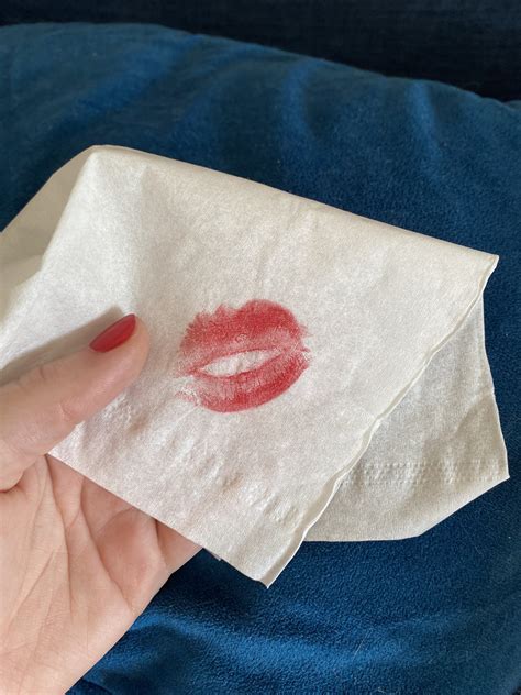 TW Pornstars - Luna Sapphire. Twitter. Why did my lipstick print come