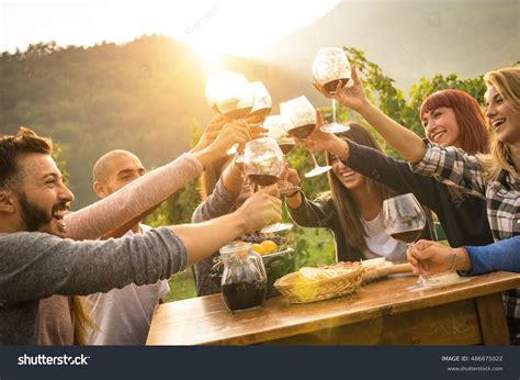 7+ Thousand Harvest Moment Royalty-Free Images, Stock Photos & Pictures