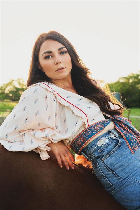 Kendra Kay - Canadian Country Artist