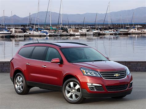 CHEVROLET Traverse Specs, Performance & Photos - 2012, 2013, 2014, 2015 ...
