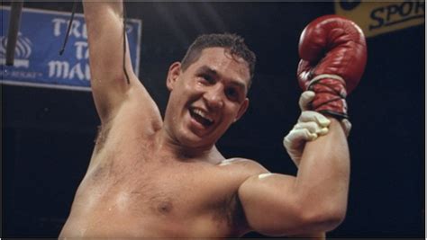 macho camacho la republica ec