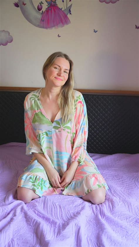 Women Backshot Videos, Download The BEST Free 4k Stock Video Footage