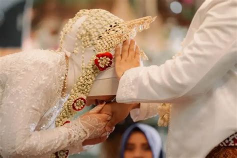 mengenal prosesi  mantu  adat jawa olx news