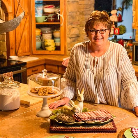 Smother Fried Chicken | I there is nothing that is cooking in a kitchen