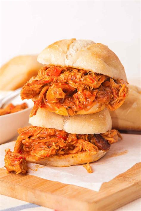 BBQ Pulled Pork Sandwiches (Just Set it & Forget It)