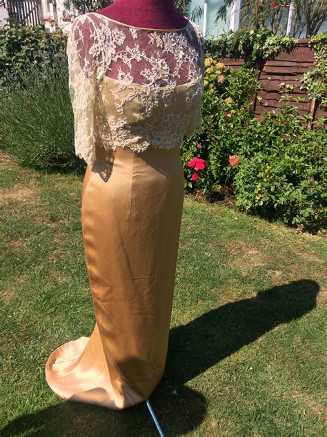 Sharon Cunningham Custom Made Used Wedding Dress - Stillwhite