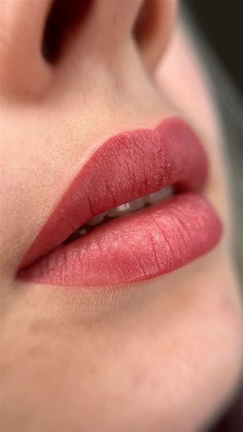 Пин от пользователя Yoryet Gomez на доске lashes | Формы губ, Макияж ...