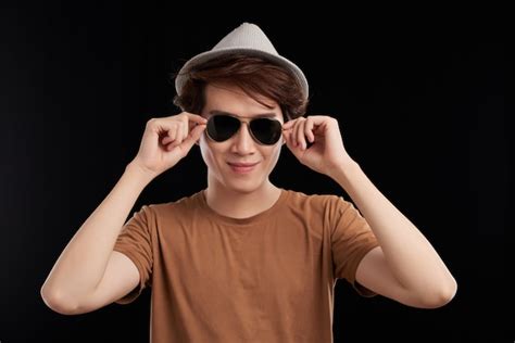page  cool profile  boys images    freepik