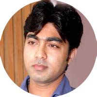 khauf hai dhund bhari raat hai tanhai hai ghazal